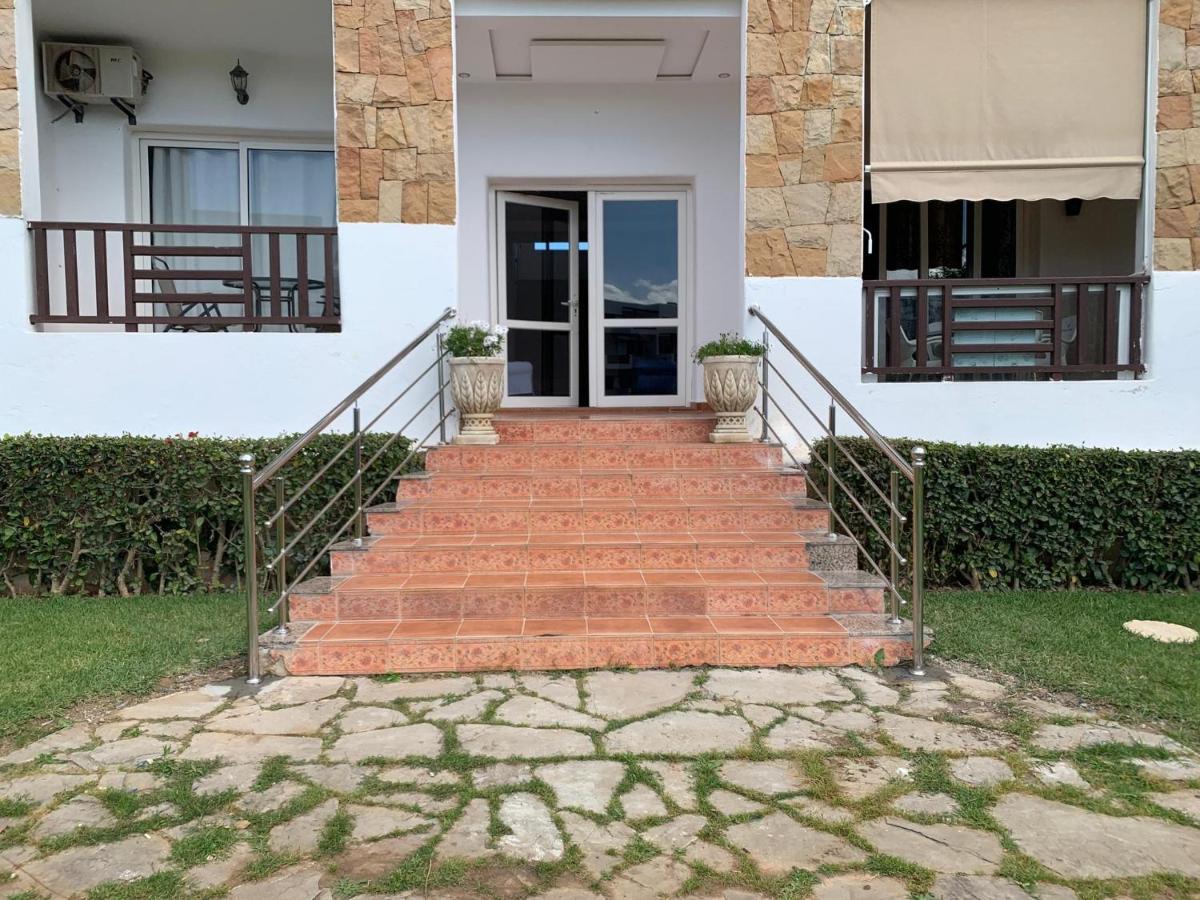 Studio De Luxe Avec Piscine Tetouan Exterior photo